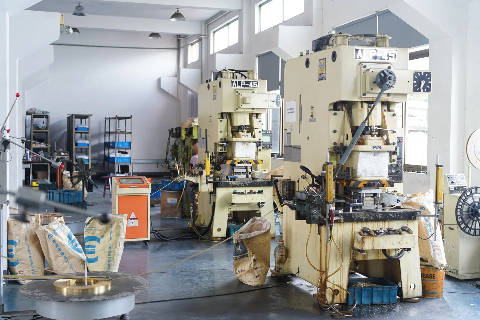 Factory photo 4